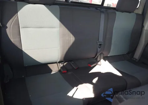 2004 Nissan Titan Xe из США, поврежденный, VIN 1N6AA06AX4N533965